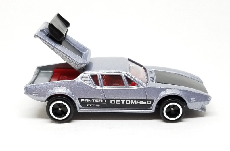 Illustration for article titled LaLD Engine Week: Tomica De Tomaso Pantera GTS